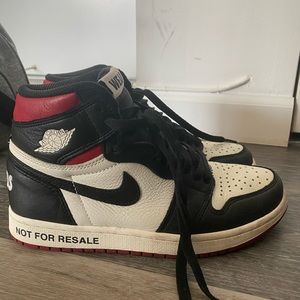 “Not for resale” Jordan 1’s